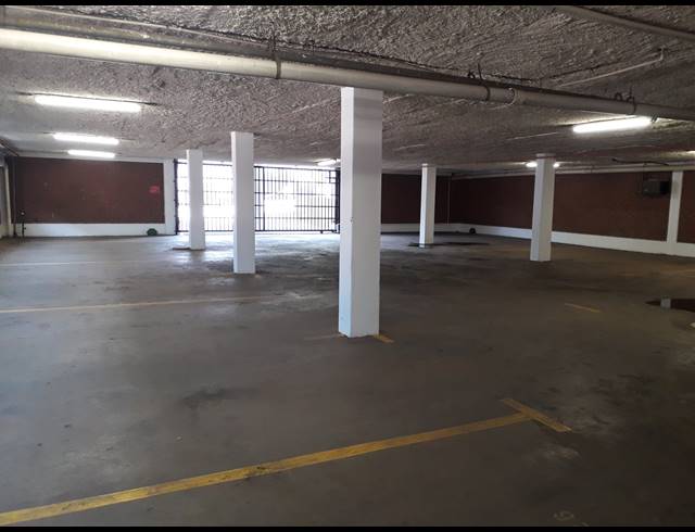 921M² OFFICE TO LET IN CENTURION CENTRAL